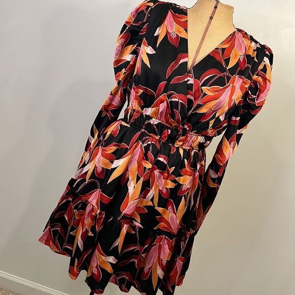 NWT entro Dramatic Black with Red Floral Print Mini Dress - Size Small - Picture 4 of 16